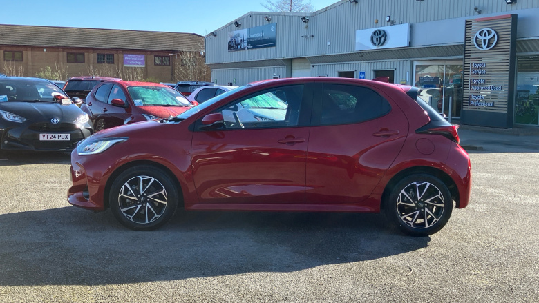 Toyota Yaris 1.5 Hybrid Design 5dr CVT Hybrid Hatchback